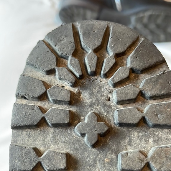 Jimmy Choo motorcycle boots - Picture 6 of 8